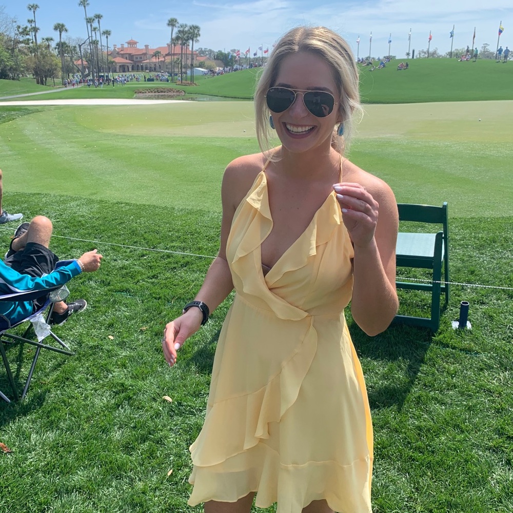 Meet your Posher, Julia